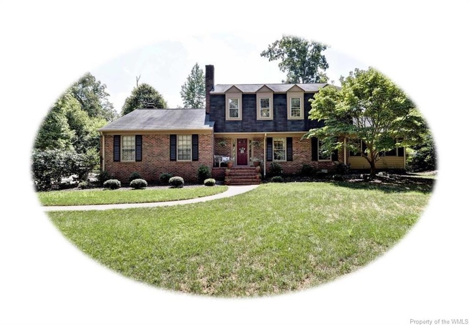 Featuring 3640 sq ft, this Classic Williamsburg ho