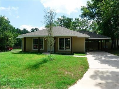 214 Braz St, Bonham, TX 75418 - photo 1