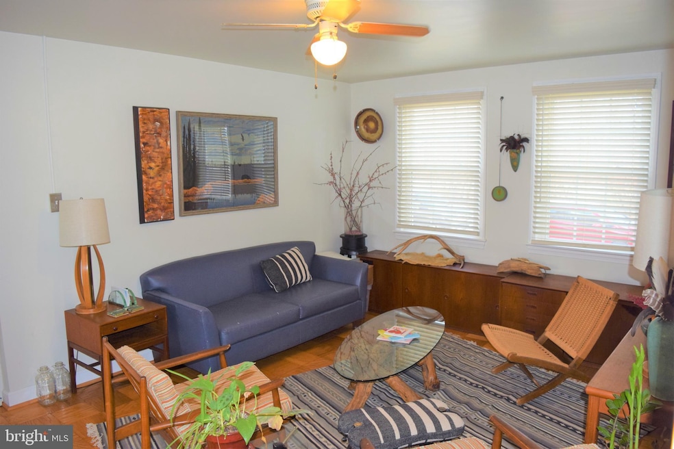 6620 Boulevard View unit A1, Alexandria, VA 22307 - photo 1