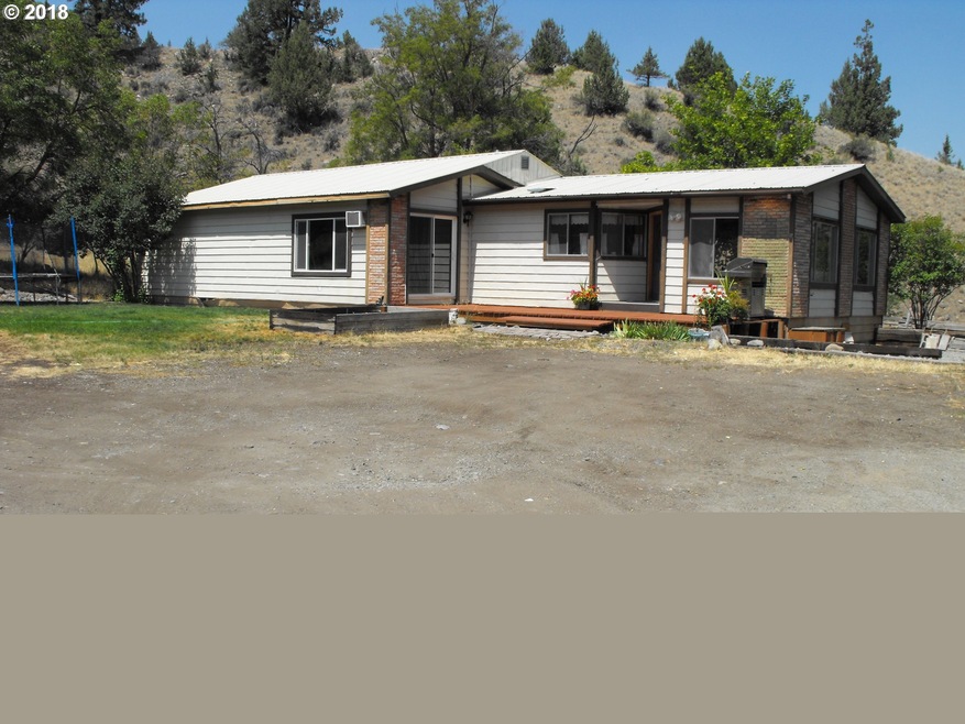 200 Scenic Dr N, Canyon City, OR 97820 - photo 1