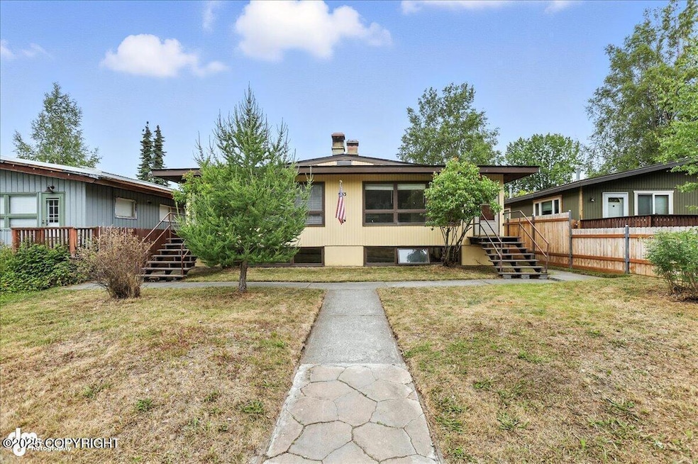 933 W 20th Ave unit A, Anchorage, AK 99503 - photo 1