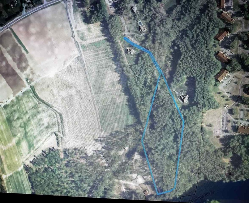 20 Nutting unit Land, Hollis, NH 03049 - photo 1