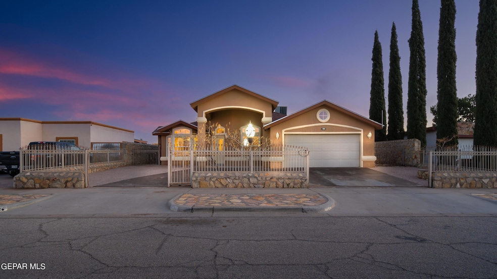 1716 Catham Cir, Horizon City, TX 79928 - photo 1