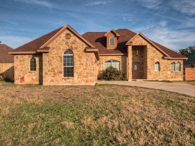 1209 Nicole Ln, Fredericksburg, TX 78624 - photo 1