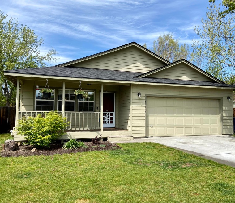 21370 Starling Dr, Bend, OR 97701 - photo 1