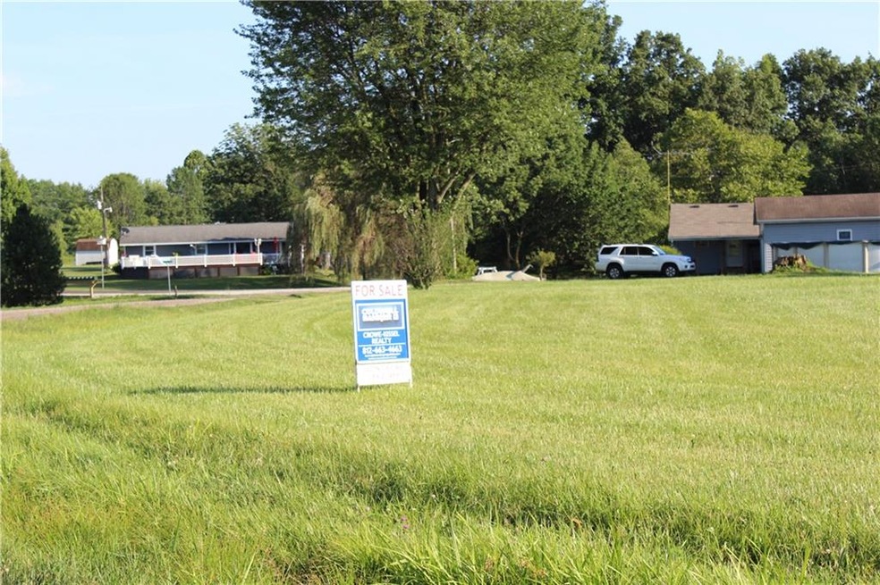 868 Santee Dr, Greensburg, IN 47240 - photo 1