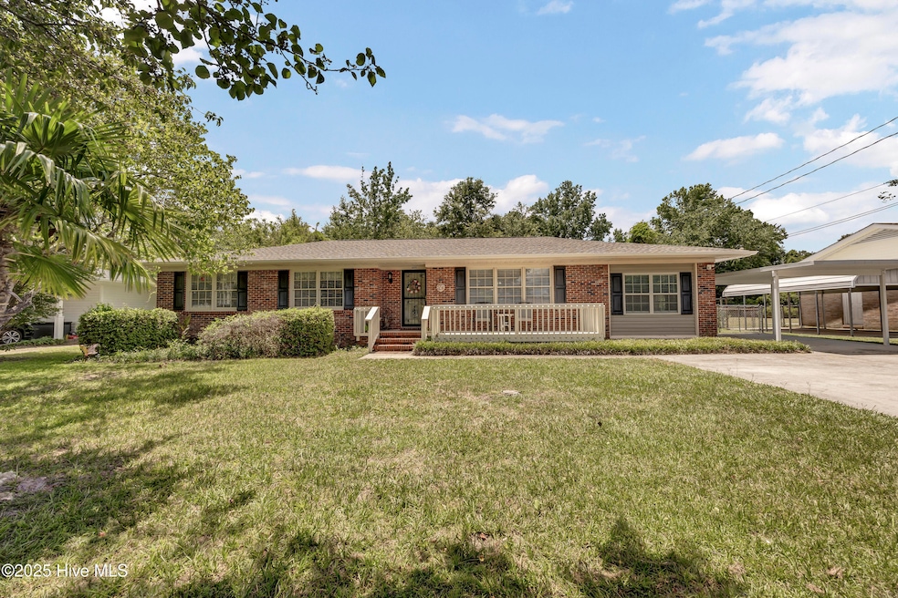 605 Mohican Trail, Wilmington, NC 28409 - photo 1