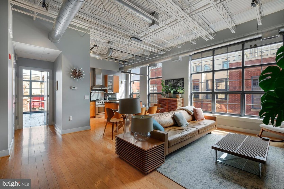 2421 18th St NW unit 303, Washington, DC 20009 - photo 1