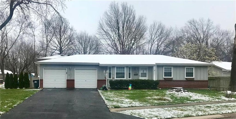 6723 Stearns St, Shawnee, KS 66203 - photo 1