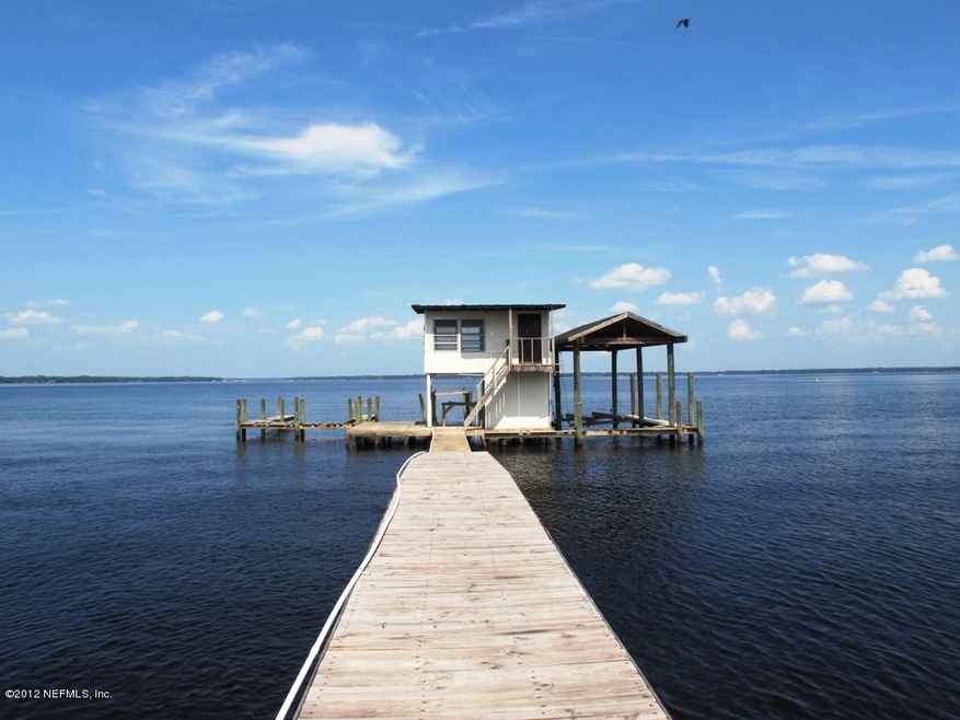 Riverfront Fleming Island Home