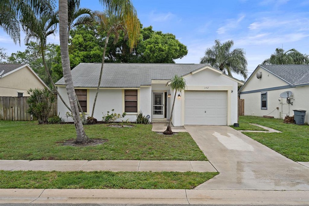 002-142GreentreeCir-Jupiter-FL-small