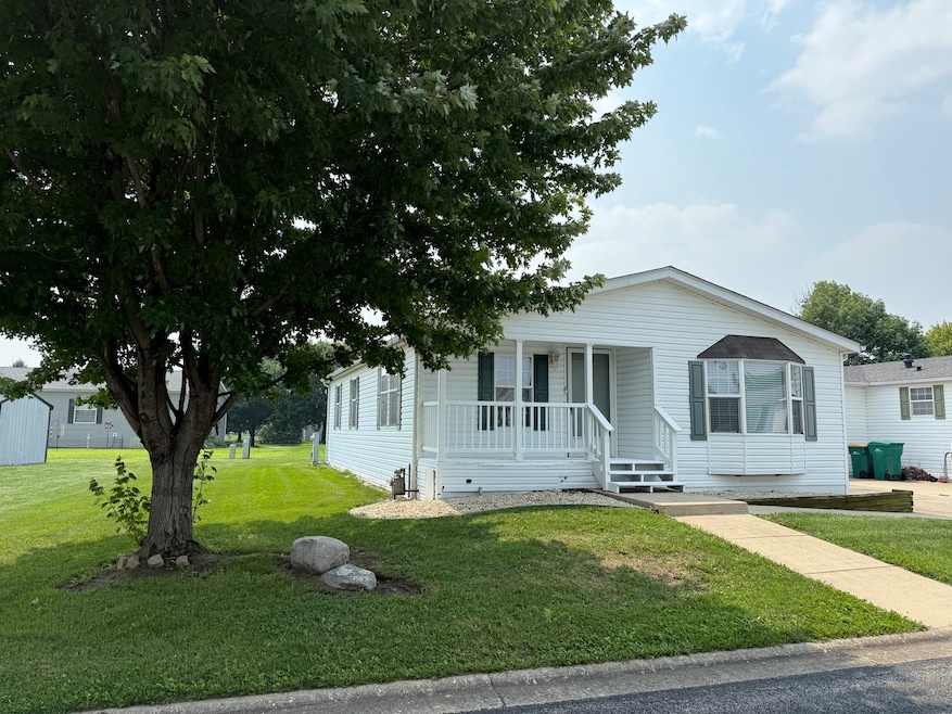 461 Meadowlark Cir unit A, Sandwich, IL 60548 - photo 1