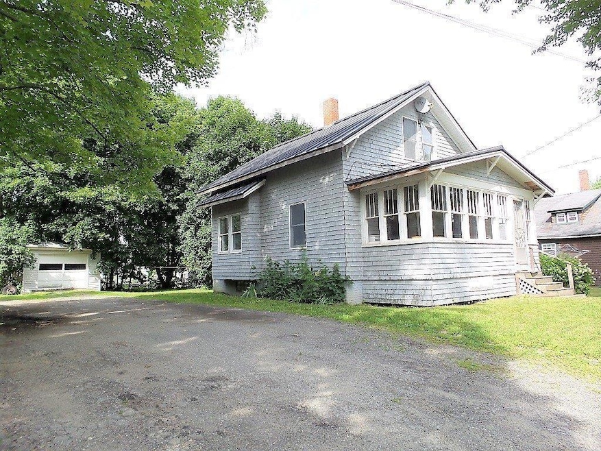 39 Francis St, Waterville, ME 04901 - photo 1