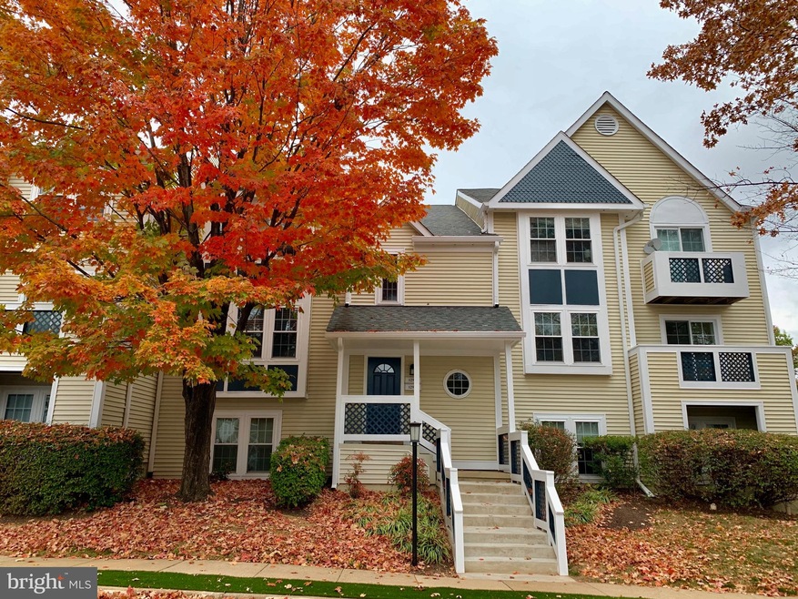 12925C Grays Pointe Rd unit 12925C, Fairfax, VA 22033 - photo 1