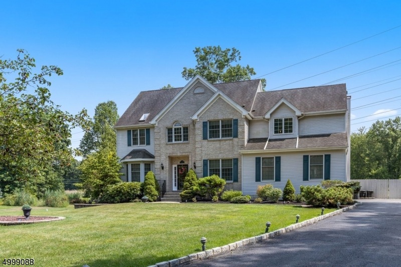 10 Schindler Ct, Whippany, NJ 07981 - photo 1