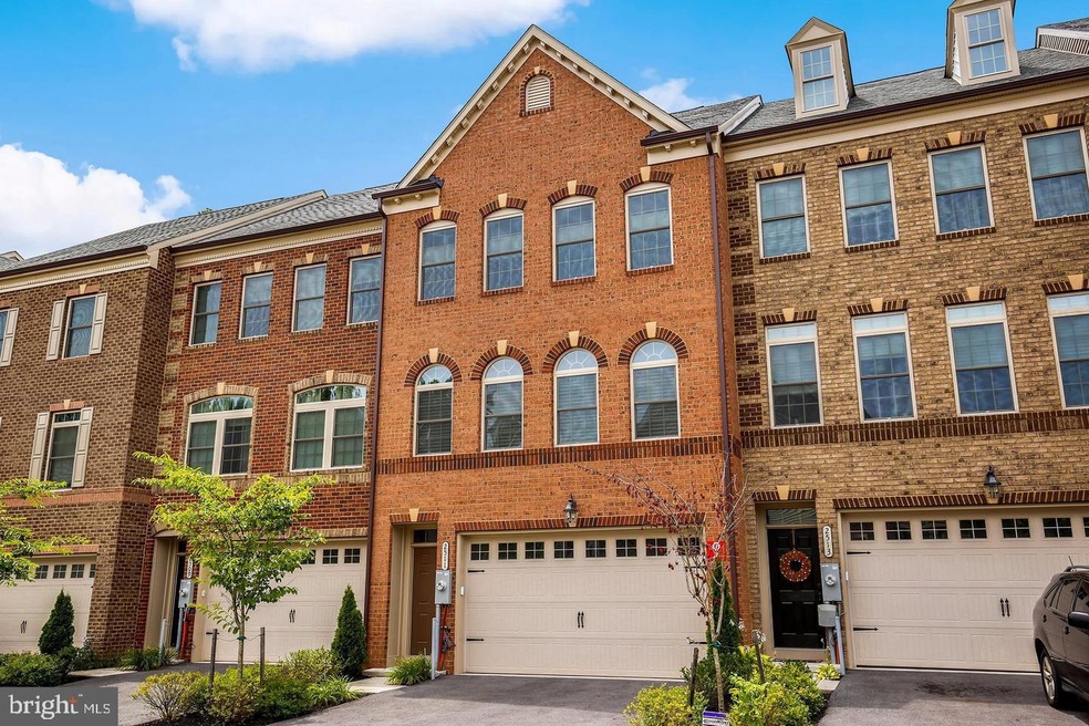 2511 Rolling Forest Dr, Hanover, MD 21076 - photo 1