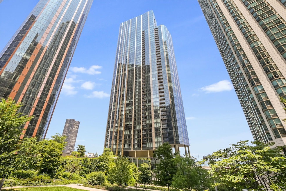 Cirrus Condominiums unit 4107, Chicago, IL 60601 - photo 1