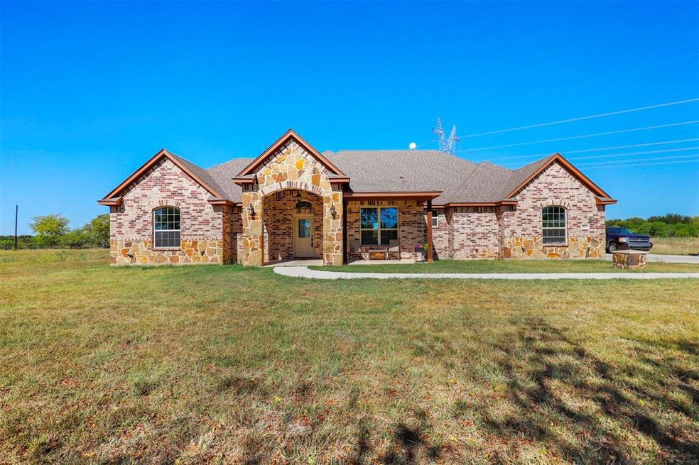 809 Dill Rd, Weatherford, TX 76085 - photo 1