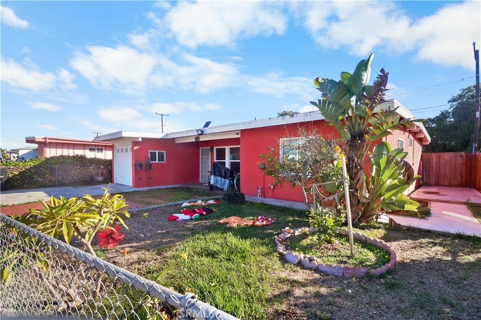 1718 W 166th St, Compton, CA 90220 - photo 1