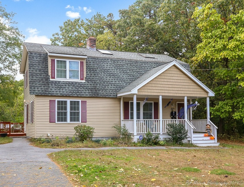 233 Phineas St, Dracut, MA 01826 - photo 1
