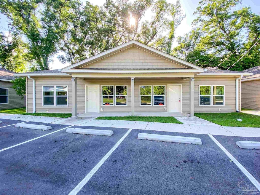 For Rent $1,350/month
