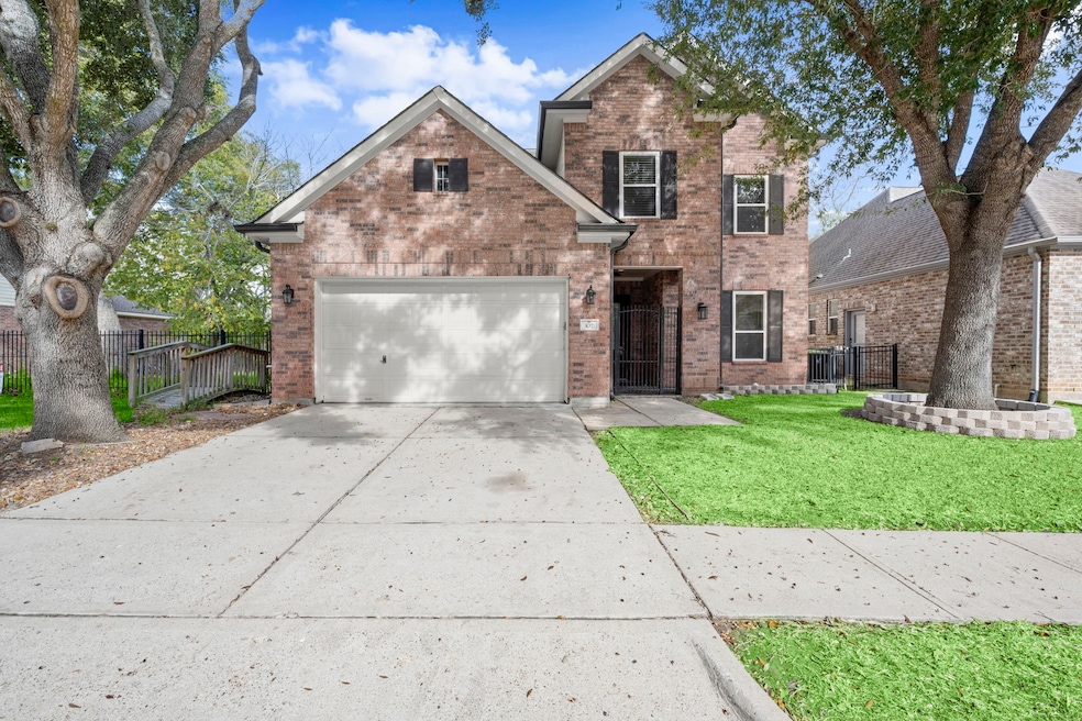 107 Island Blvd, Missouri City, TX 77459 - photo 1