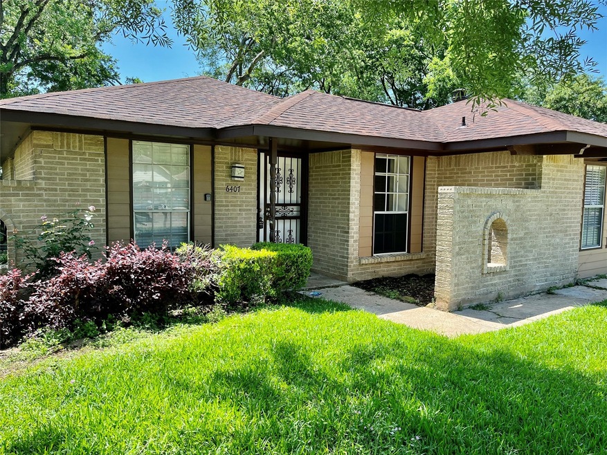 6407 King Post Dr, Houston, TX 77088 - photo 1