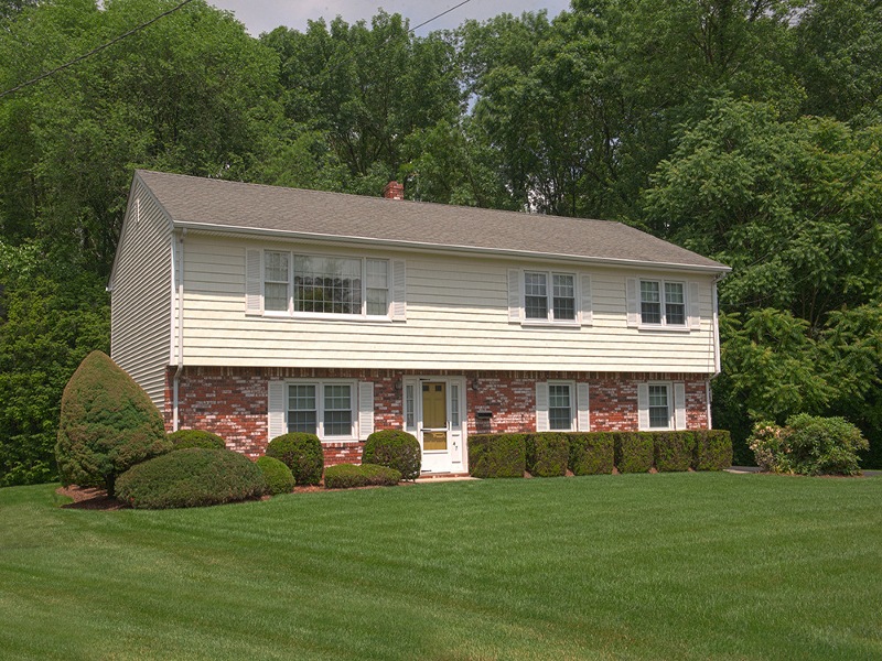 47 Herold Dr, Glen Rock, NJ 07452 - photo 1