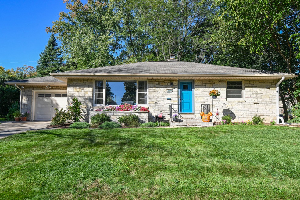 1661 N 118th St, Milwaukee, WI 53226 - photo 1