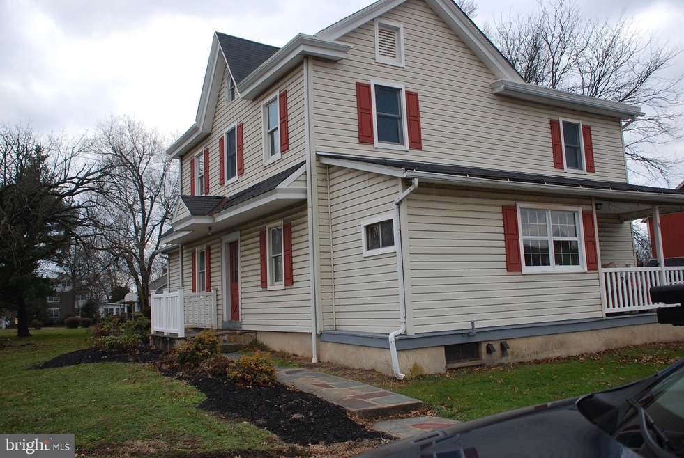 171 S Main St unit 171B, Dublin, PA 18917 - photo 1