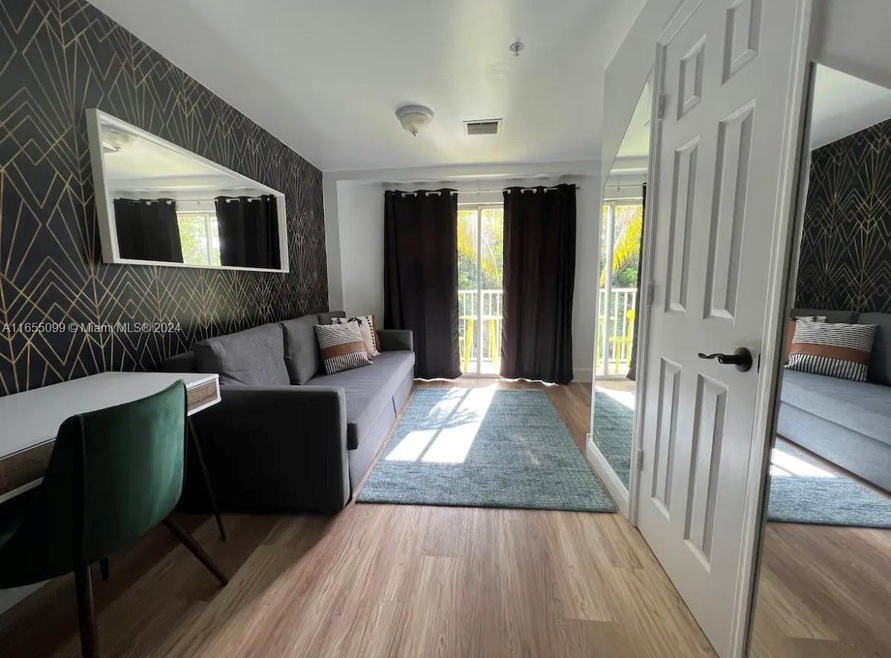 821 SW 2nd St unit 9, Miami, FL 33130 - photo 1