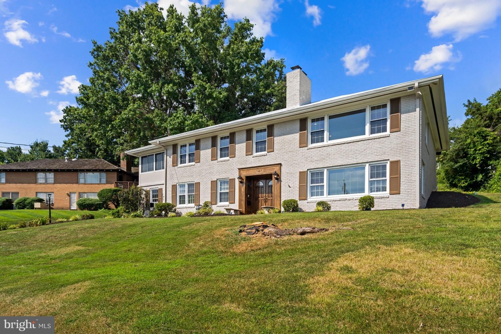 7302 Park Terrace Dr, Alexandria, VA 22307 - photo 1