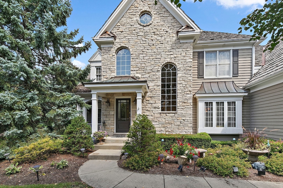 406 Catkins Way, Cary, IL 60013 - photo 1