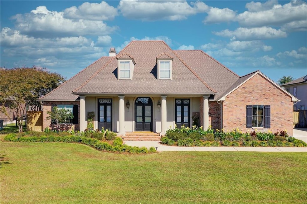 1481 Lakeshore Blvd, Slidell, LA 70461 - photo 1