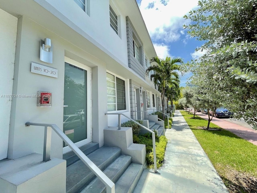 1100 10th St unit 6, Miami Beach, FL 33139 - photo 1