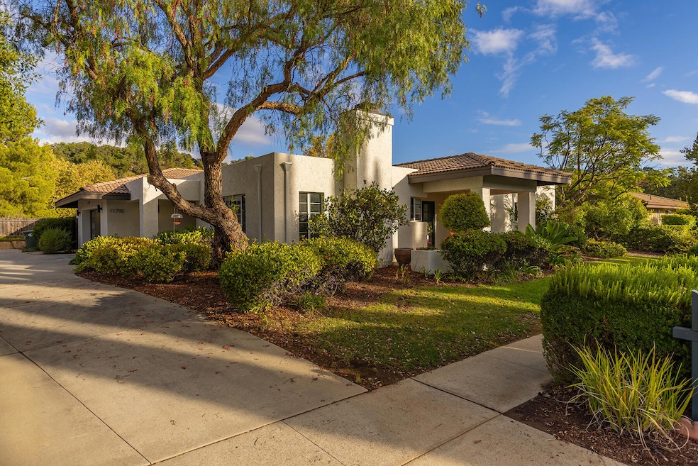 11790 Silver Spur St, Ojai, CA 93023 - photo 1