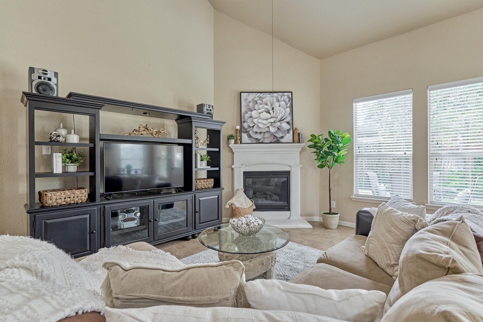 127 Black Swan Place, Magnolia, TX 77354 - photo 1