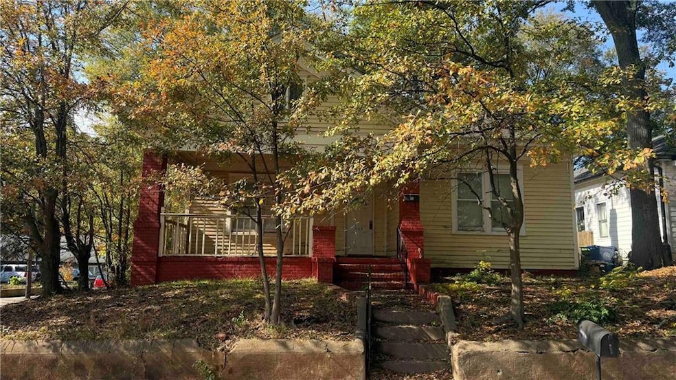 925 Tift Ave SW, Atlanta, GA 30310 - photo 1
