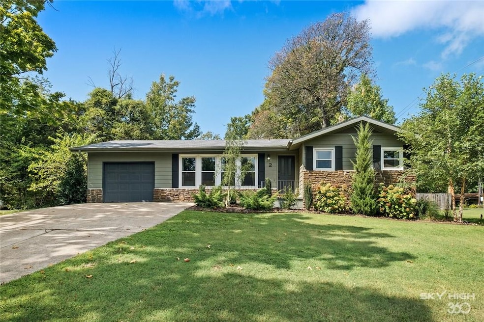 2 Billingsley Dr, Bella Vista, AR 72715 - photo 1