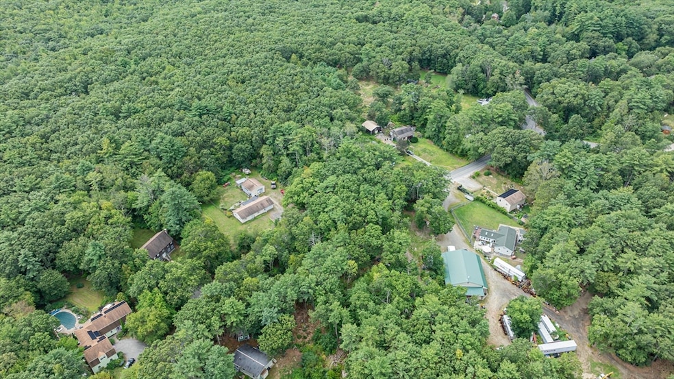 64 Seabrook Rd, Salisbury, MA 01952 - photo 1