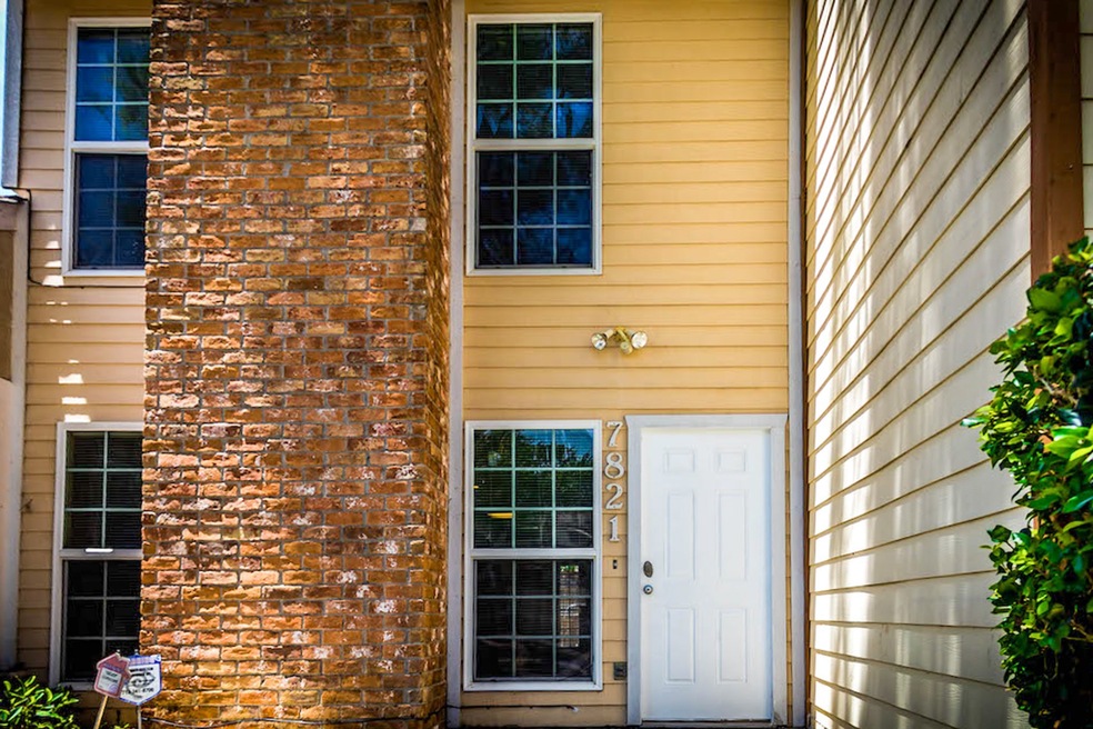 7821 Challie Ln unit 7821, Houston, TX 77088 - photo 1