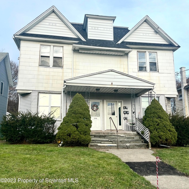 1210 Philo St, Scranton, PA 18508 - photo 1
