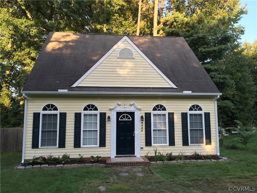 Move in ready, quiet neighbor, dead end street