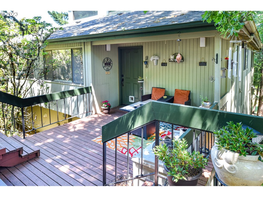 255 Foxtail Dr, Eugene, OR 97405 - photo 1