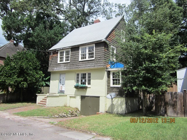 1229 Willow Ct, Jacksonville, FL 32205 - photo 1