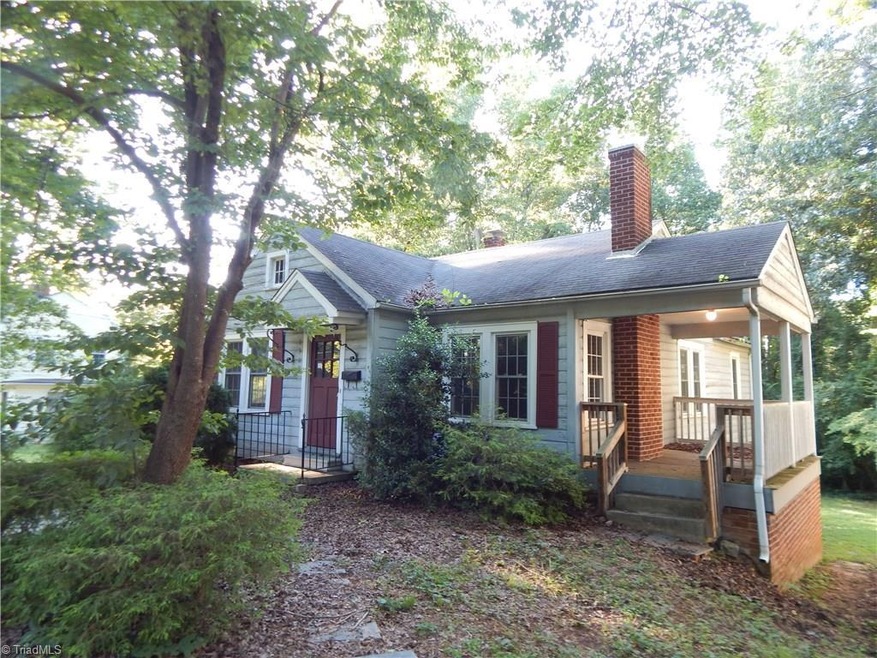 1308 Sunset Dr, Asheboro, NC 27205 - photo 1