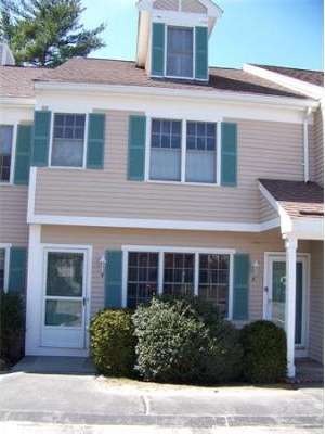 4 Hobart Ln unit 4, Rockland, MA 02370 - photo 1