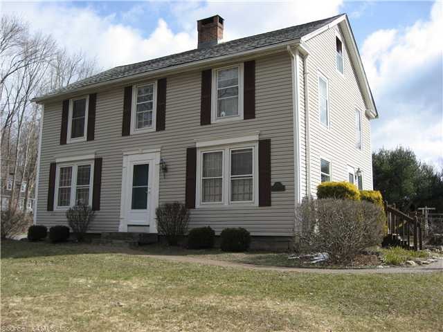 4 Long Crossing Rd, East Hampton, CT 06424 - photo 1