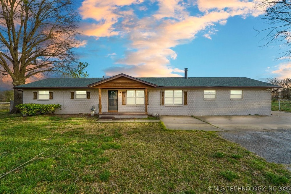 28301 E 58th St S, Broken Arrow, OK 74014 - photo 1