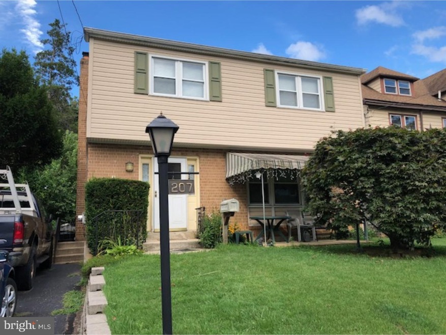 207 W Ridley Ave, Norwood, PA 19074 - photo 1